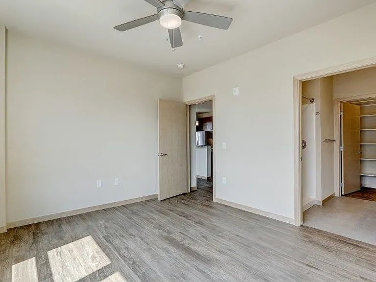 The Compass Apartments — Photo 25