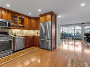 100 Baker Court #113, Island Park, NY 11558