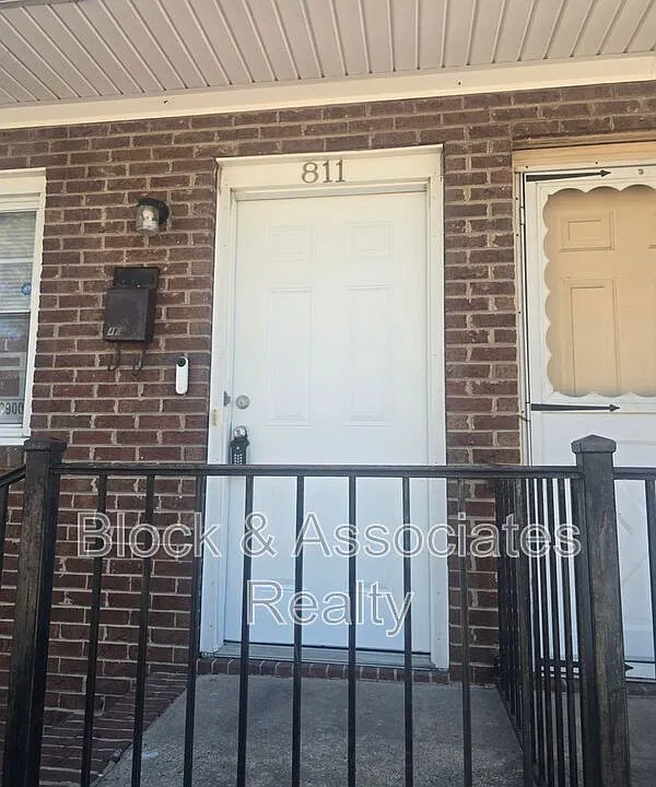 811 E Guilford St