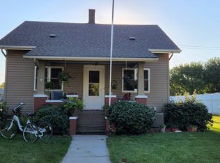 303 7th St, Saint Paul, NE 68873