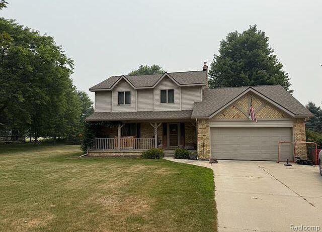 Listing photo 2