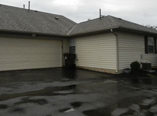 61 Northpointe Ln, Newark, OH 43055