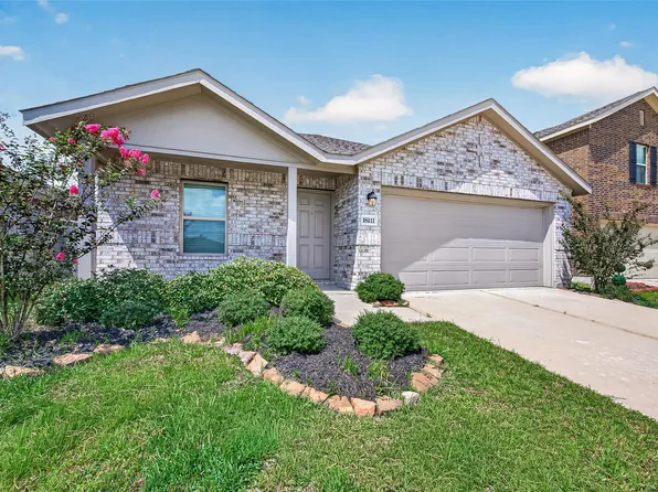 18111 Robin Creek Dr, Hockley, TX 77447