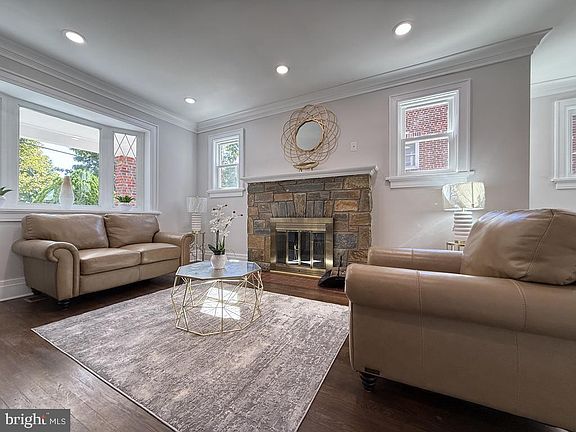 2nd image of 309 Rittenhouse St NW