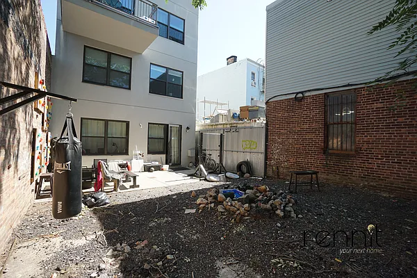 Rented by Rennit Inc. | media 17