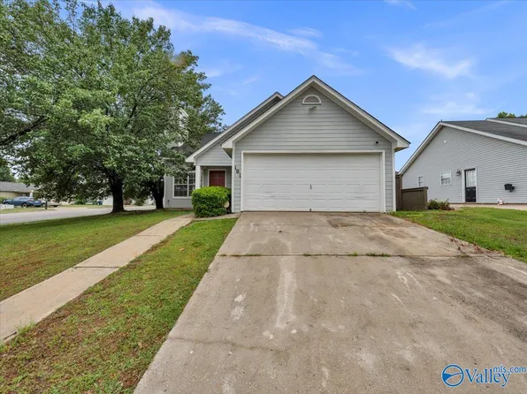 101 Sugar Bluff Ln NW, Madison, AL 35757