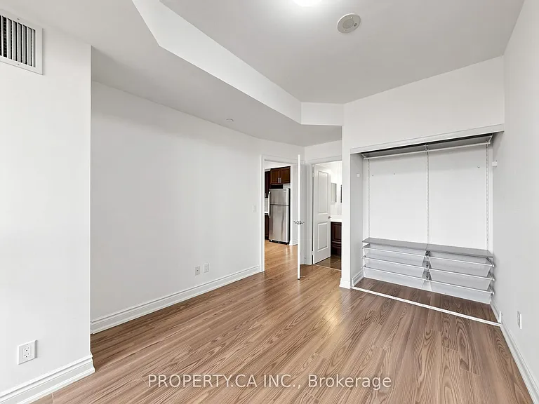 89 S Town Centre Blvd #515 — Photo 26