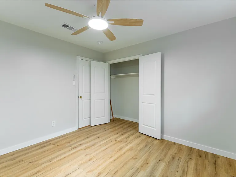 6119 S Braeswood Blvd — Photo 28