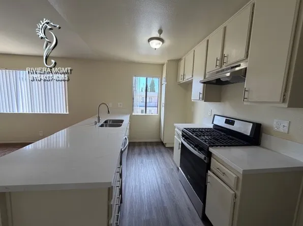 13016 Roselle, 13016 Roselle Ave #21, Hawthorne, CA 90250