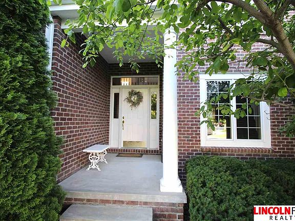2nd image of 5711 Cuthills Ct