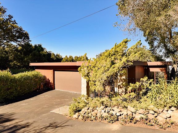 2nd image of 19261 Linda Vista Ave