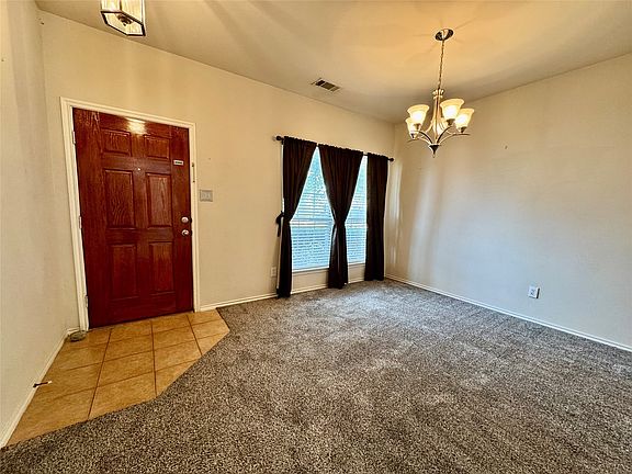 4th image of 504 Winbridge Ln