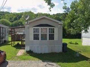211 Broughton Ave, Marietta, OH 45750