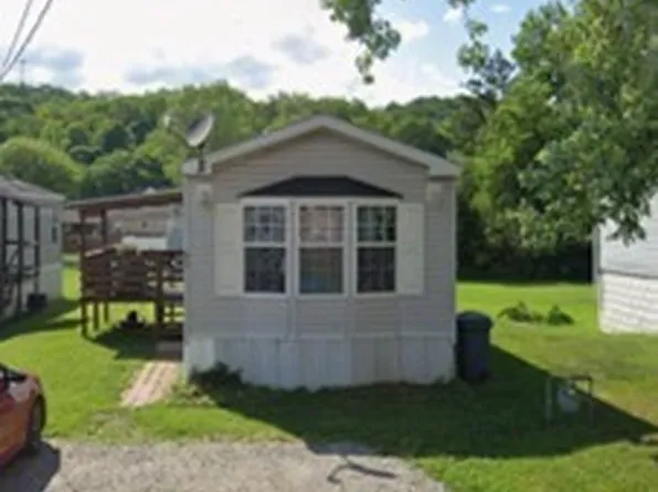 211 Broughton Ave, Marietta, OH 45750