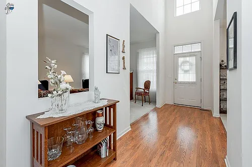 170 E Park Ave #A Photo 1