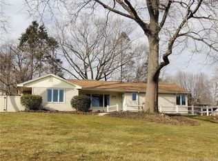 132 Baldwin Rd, Manchester, CT 06042