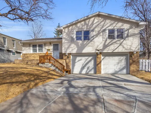 4219 E Ave, Kearney, NE 68847