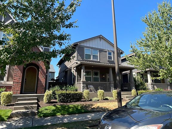 3rd image of 471 SW 199th Ave