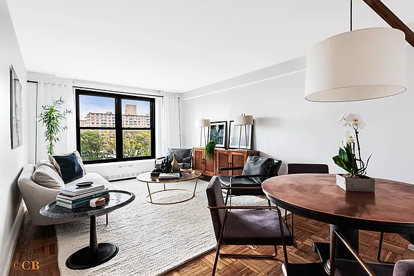 Sold by Compass | media 2