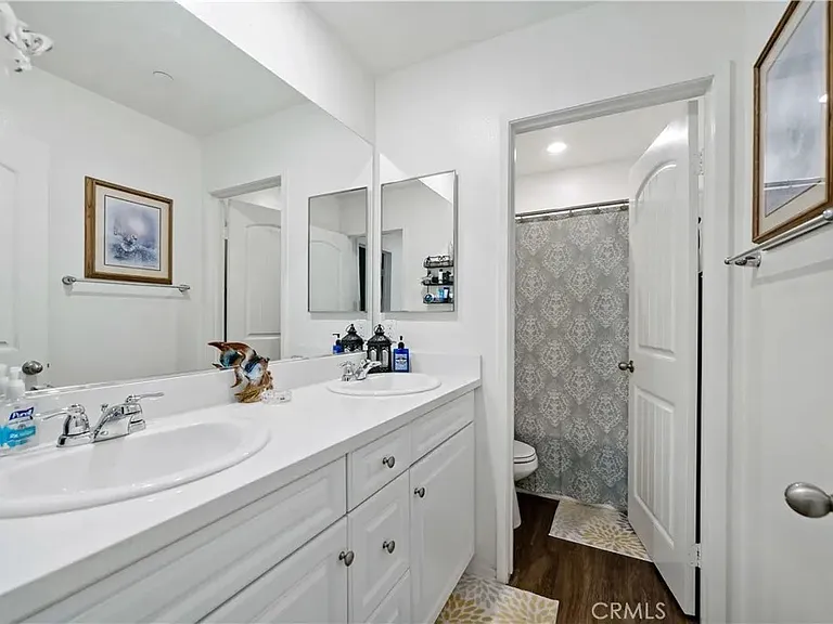 23300 Old Lake Dr — Photo 6