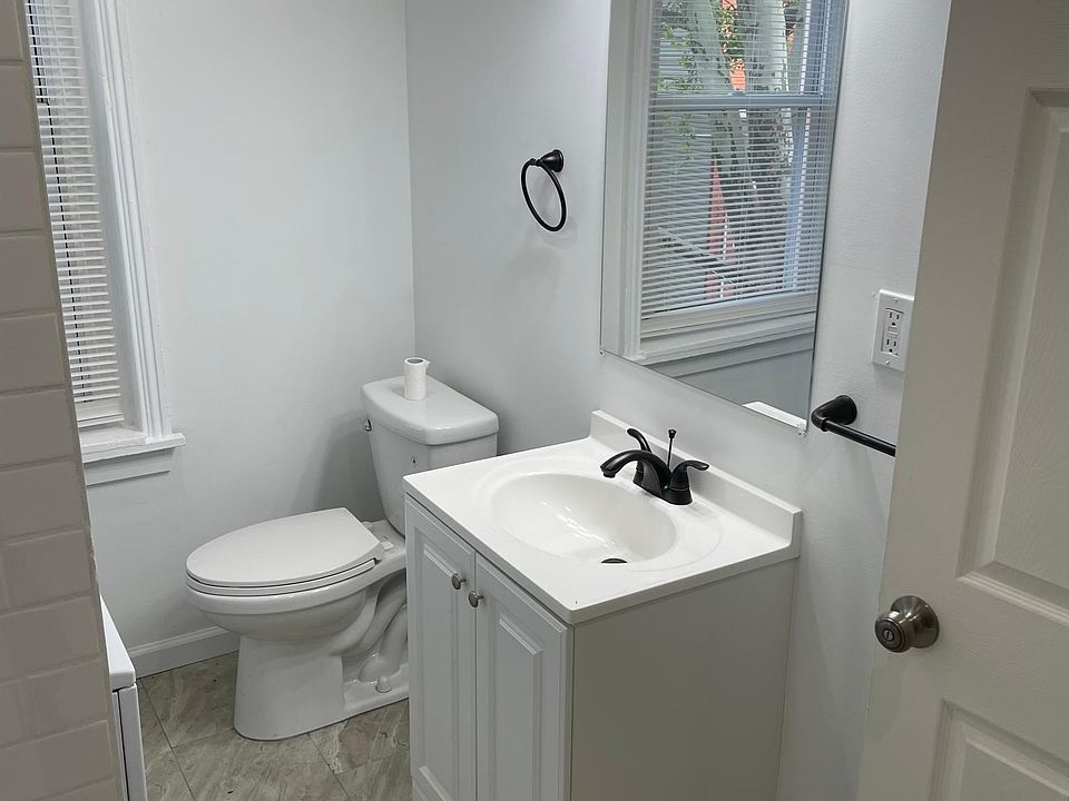 1st image of 1801 Wylie St Floor 3