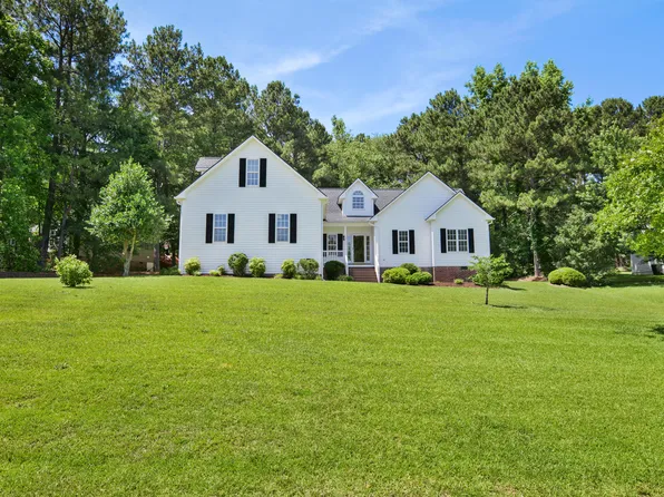 1113 Stonewater Dr, Raleigh, NC 27603