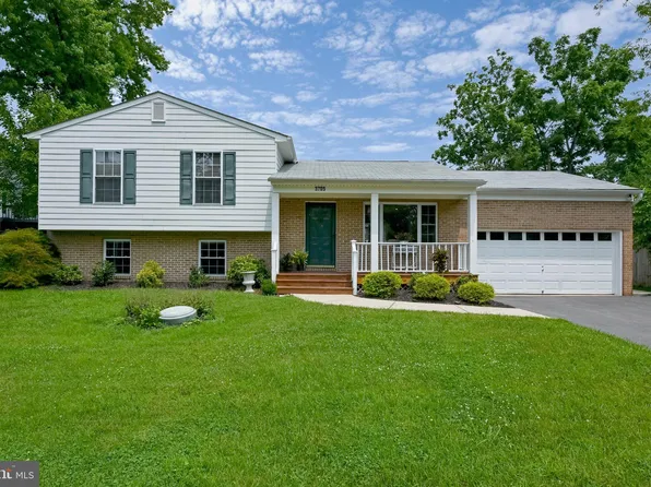 3705 8th Ave, Edgewater, MD 21037