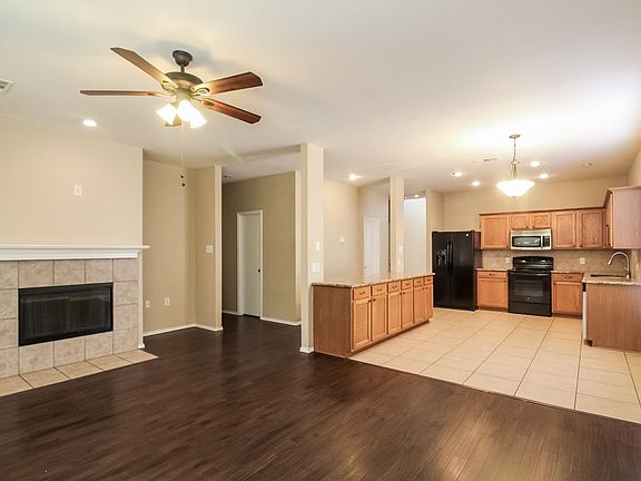 3rd image of 2313 Briar Forest Dr