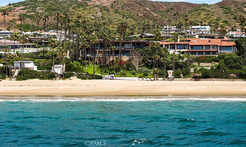 2495 Riviera Dr
