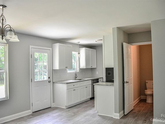 5th image of 313 E Georgia Ave