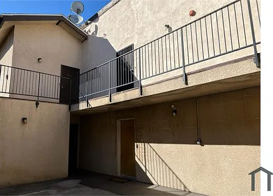 Studio, 550 sqft, $1,450 — Photo 2