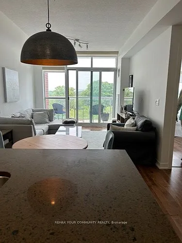 551 Maple Ave #803 Photo 1