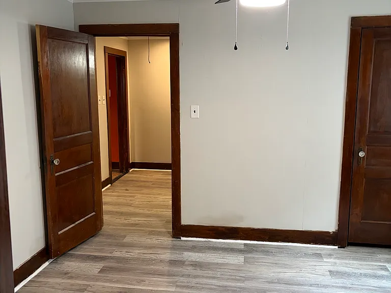 814 Phillips St — Photo 7