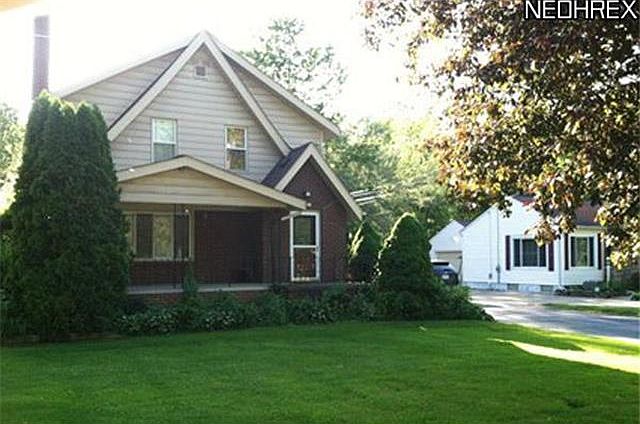 1st image of 188 White Pond Dr