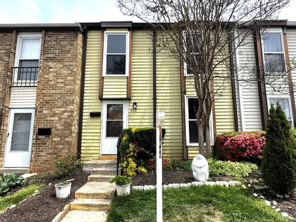 748 W Side Dr #7, Gaithersburg, MD 20878