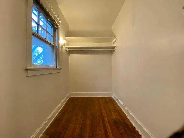 4245-47 Harrison Street & 1002-1006 E 43rd Street — Photo 28