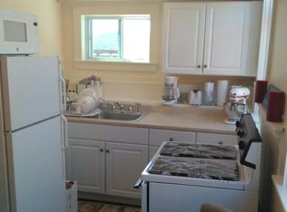 40 Central Sq APT 11, Keene, NH 03431