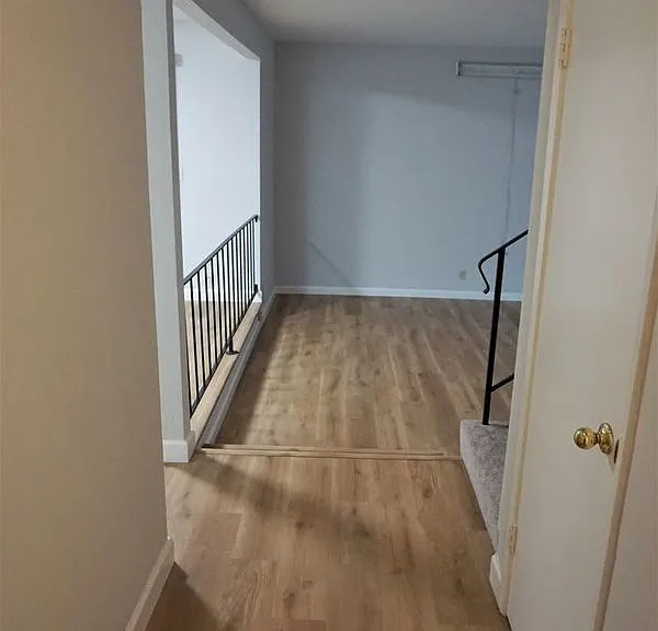 10333 Greenwood Ct #1 — Photo 3