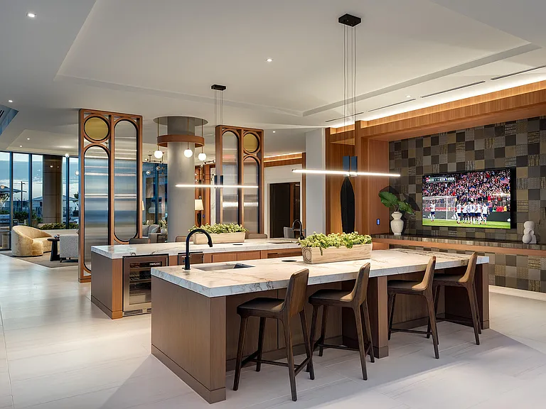 Lounge Kitchen