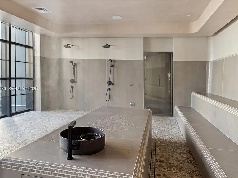159 NE 6th St #2515 — Photo 31