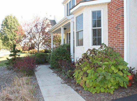 3rd image of 5965 Heartland Ct