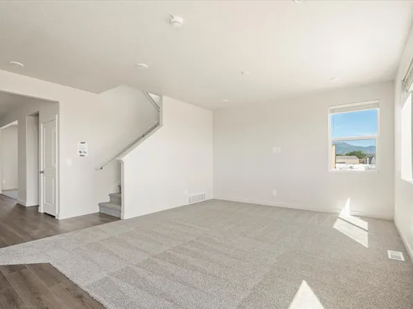 Residence 5 Plan, Westwood Estates