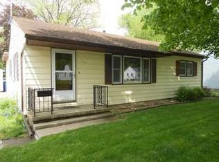 425 Fairfield St, Waterloo, IA 50703