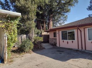 528 Sumner St #B, Santa Cruz, CA 95062