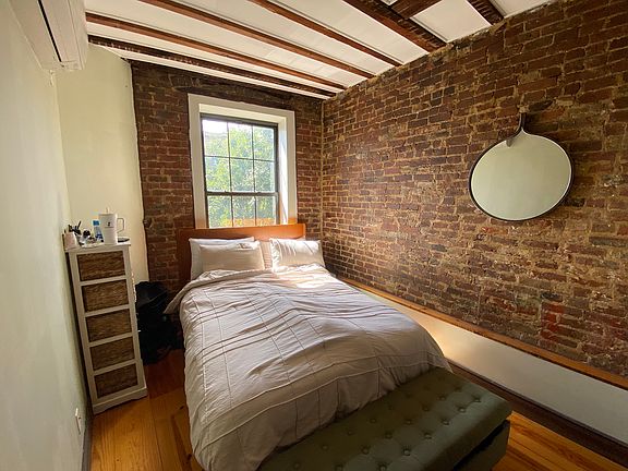 3rd image of 1467 Bedford Ave APT 3C