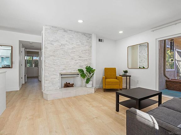4th image of 4506 Alabama St APT 3