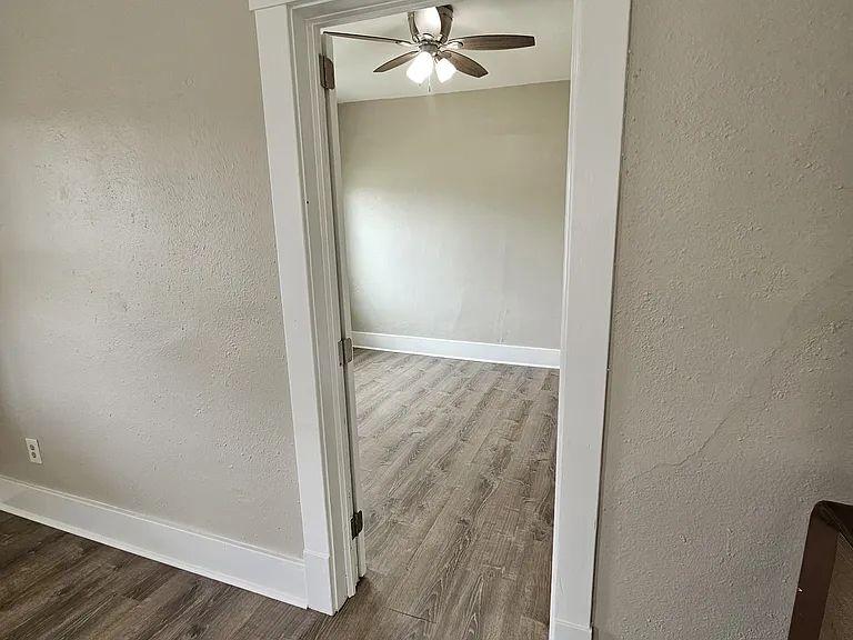 Entry to bedroom from living room
