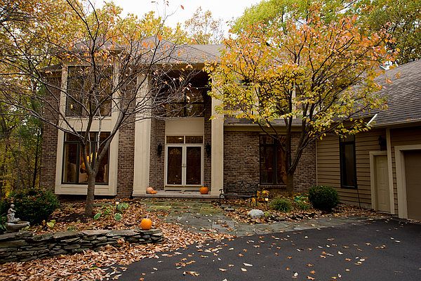 18 Saddle Ridge Trl, Fairport, NY 14450 | Zillow