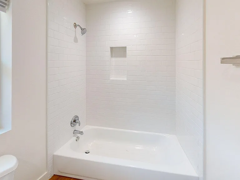 936 Calle Pensamiento #B — Photo 17