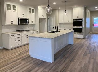 1310 Solomon Ln, Midland, TX 79705